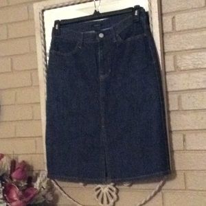 Gap  Jean  Skirt 98% cotton 2% spandex NWOT